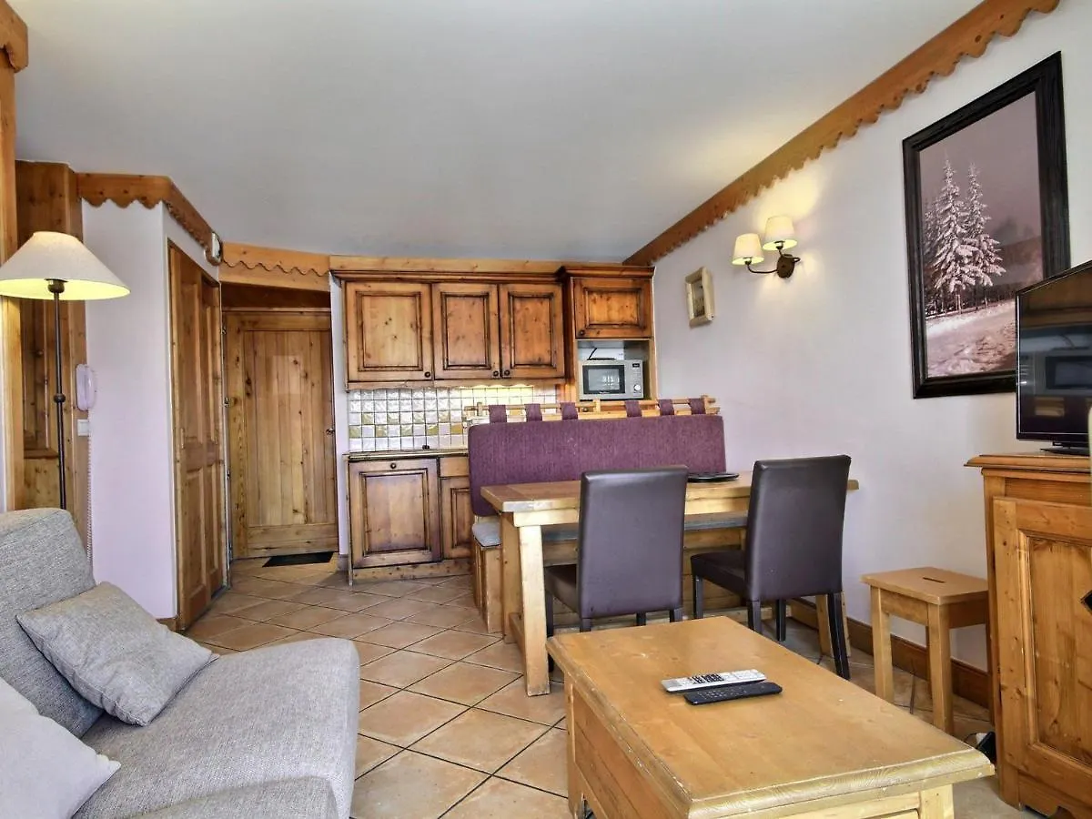 Appart Au Pied Des Pistes Avec Piscine, Salle De Fitness Et Wifi - Fr-1-455-222 La Plagne 0*,  France